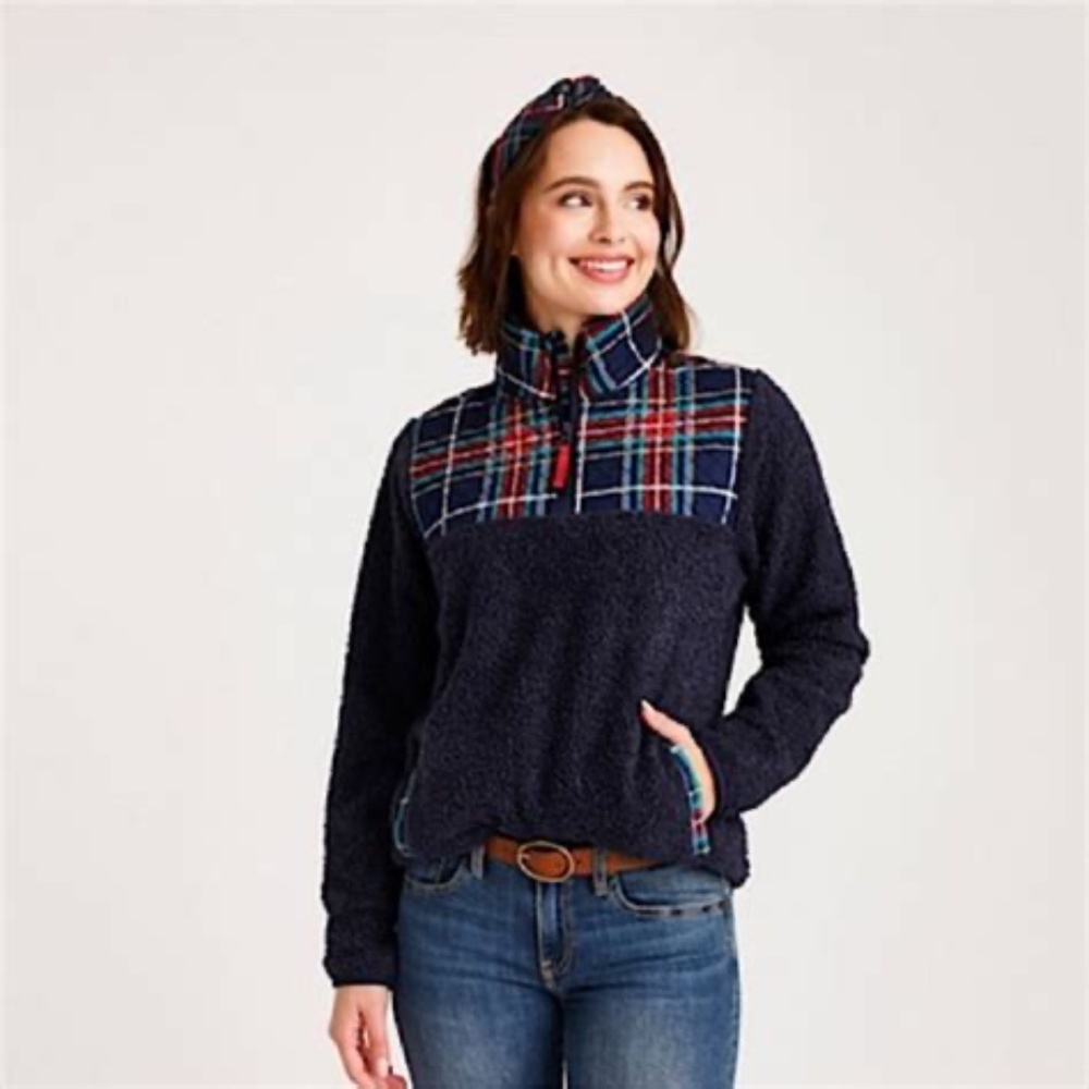 Vera Bradley Teddy Fleece Pullover - Tartan Plaid